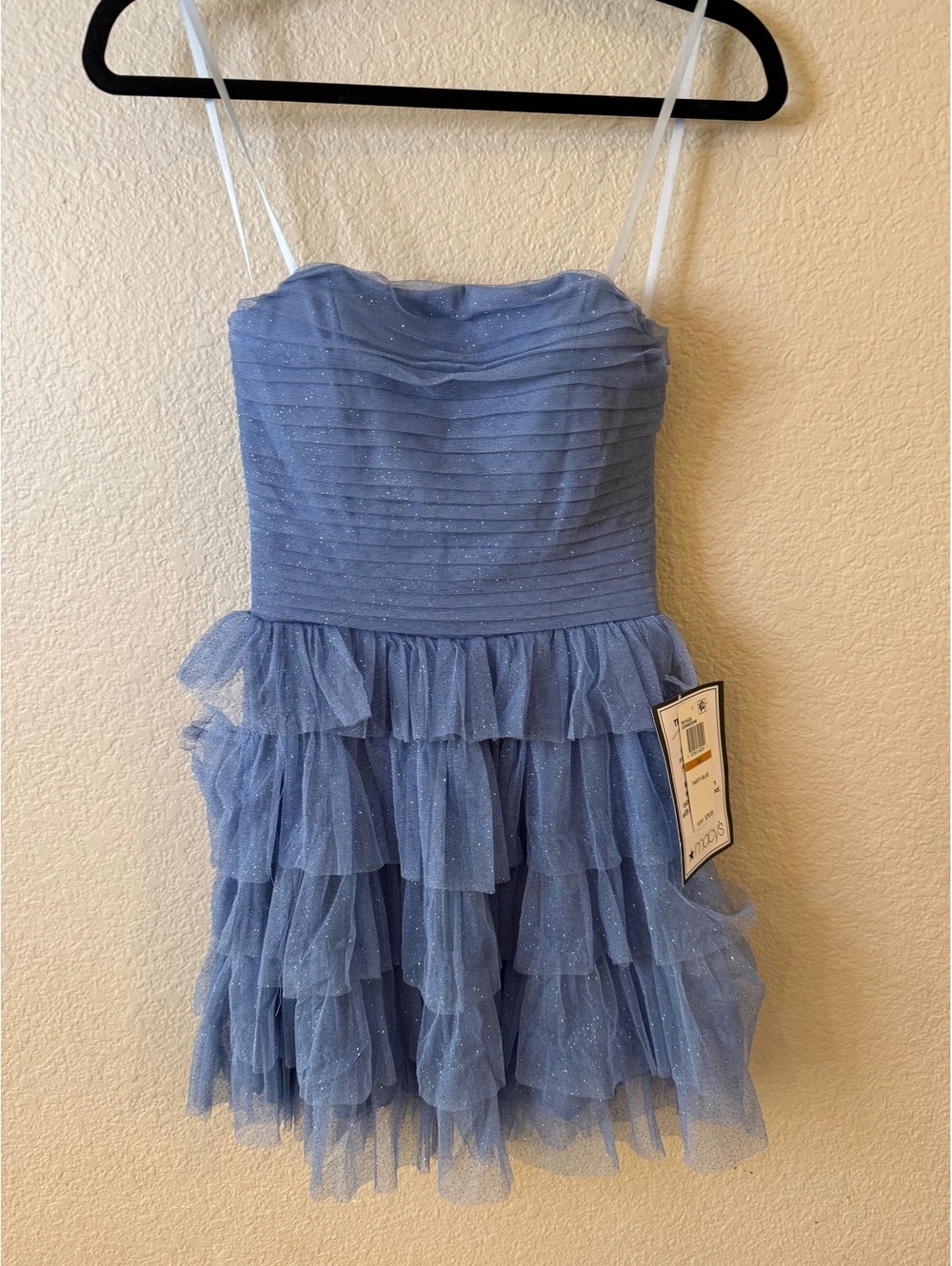 Juniors Size 3/4 b darlin Homecoming dress. See description.